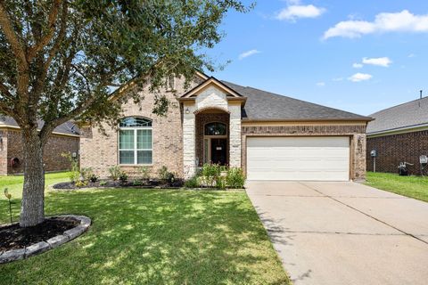 Photo of 2826 Krenek Court, Rosenberg, TX 77471 (MLS # 43728824) Photo of 2826 Krenek Court, Rosenberg, TX 77471 (MLS # 43728824)