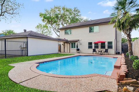 Tiny photo for 15914 Dunmoor Drive, Houston, TX 77059 (MLS # 86668400)