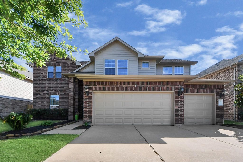 Photo of 12506 Short Springs Drive, Pearland, TX 77584 (MLS # 90536359)