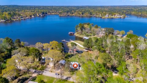 Photo of 160 Dailey Road, Crockett, TX 75835 (MLS # 70569517)