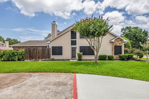 Photo of 1464 Gemini Street, Houston, TX 77058 (MLS # 29468699)