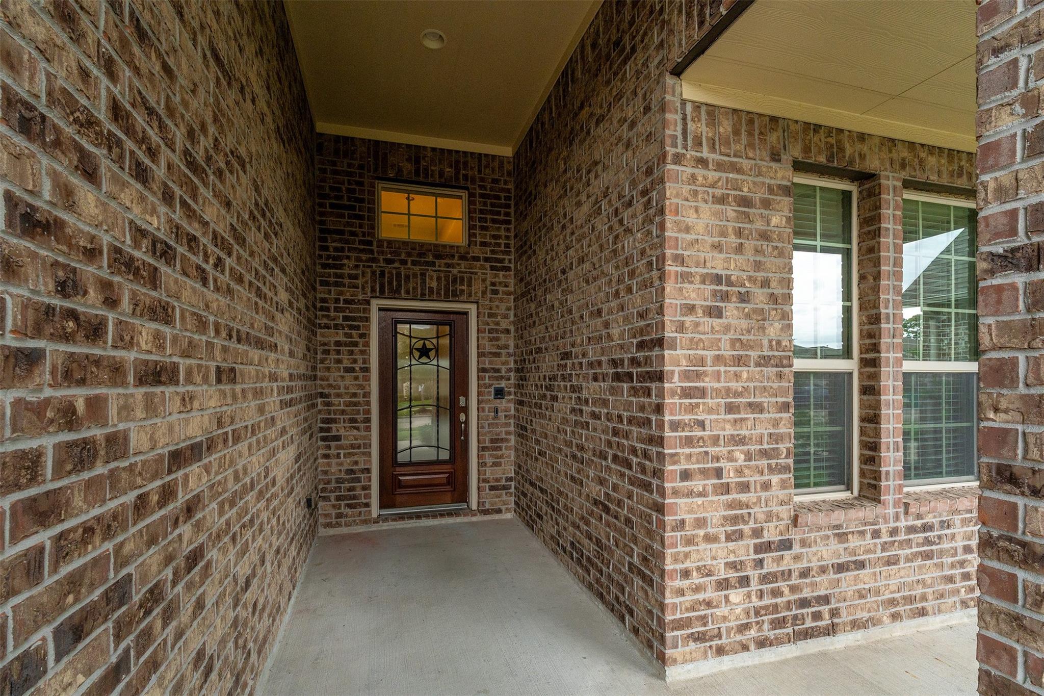 3827 Fleetwood Falls Lane