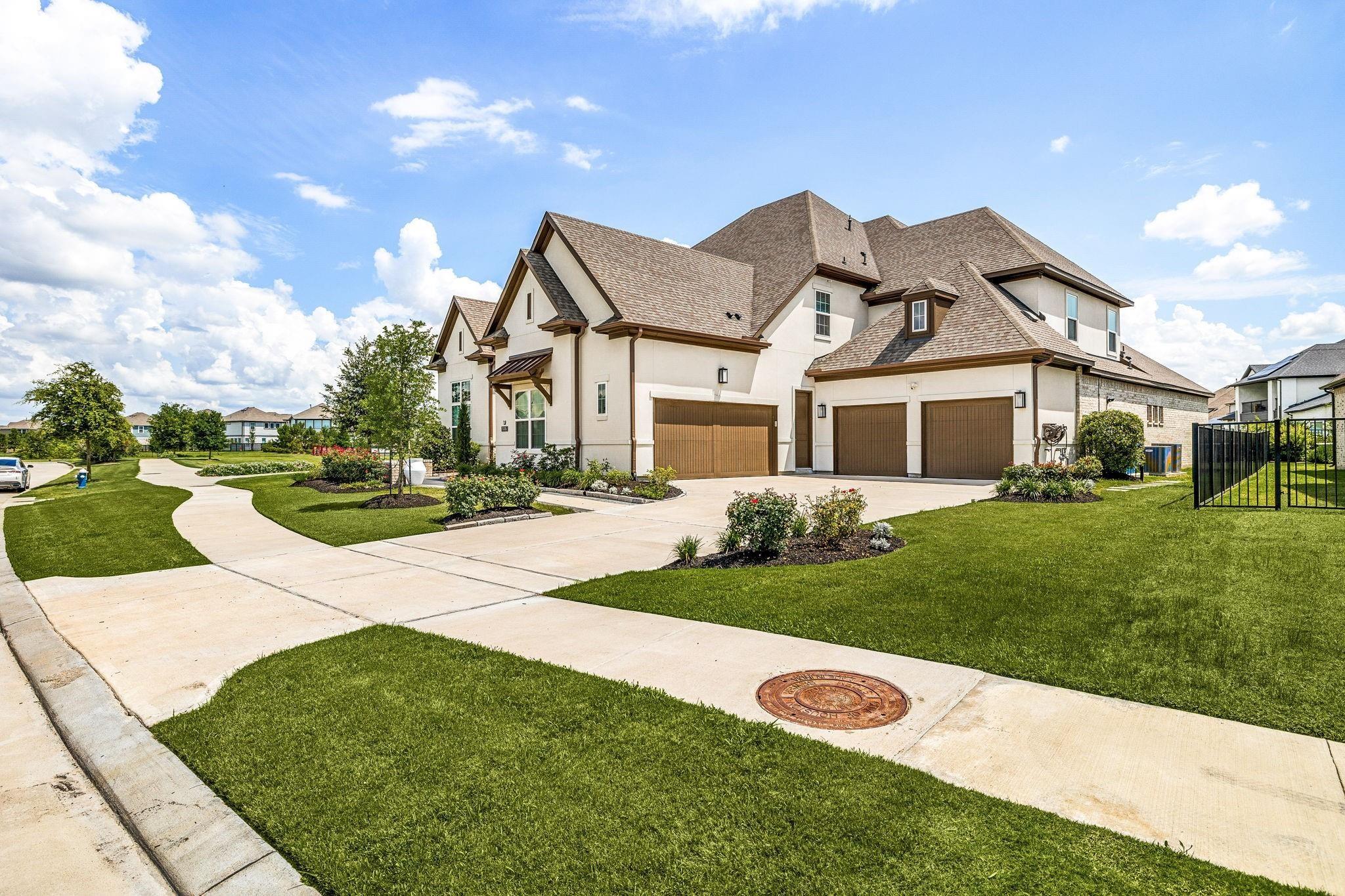 21315 Crescent Winged Dr