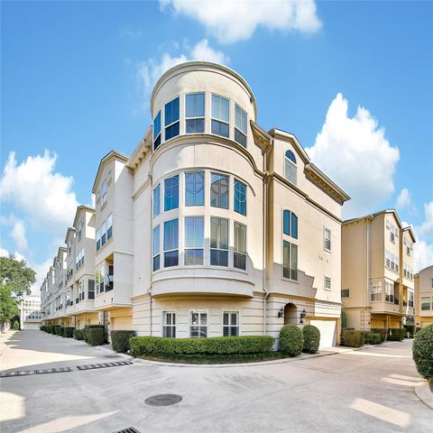 Photo of 1515 Hyde Park Boulevard #26, Houston, TX 77006 (MLS # 69578488)
