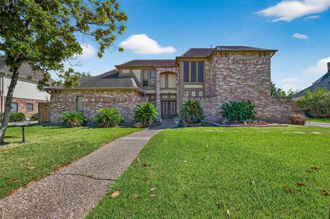 Photo of 14819 Alderwick Drive, Sugar Land, TX 77498 (MLS # 4092277)