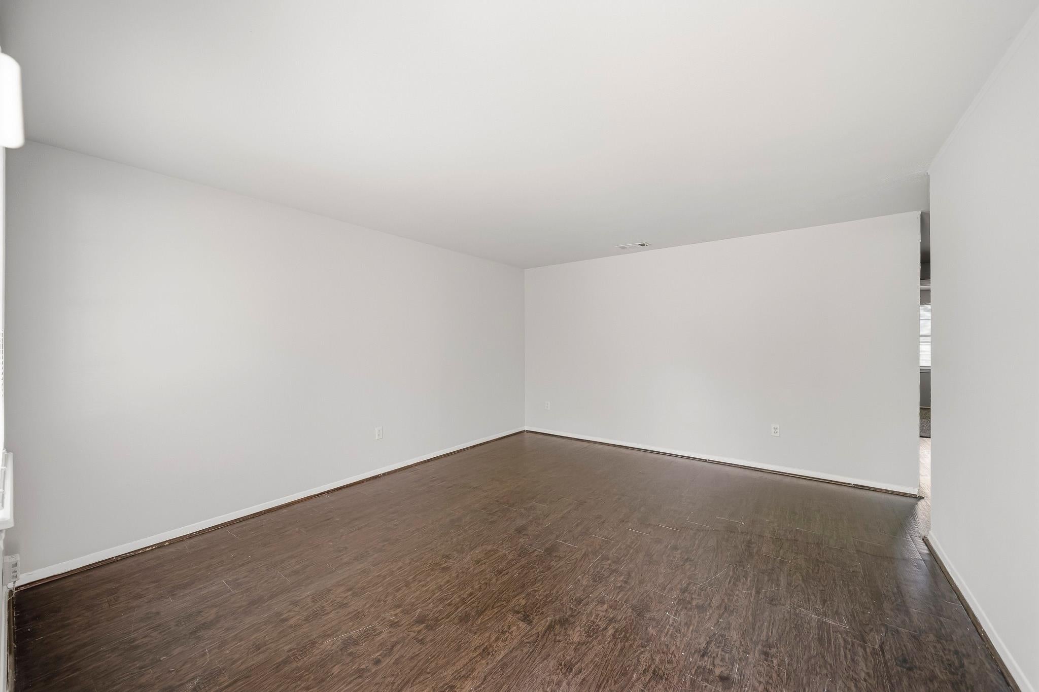 3910 Heatherbrook Drive