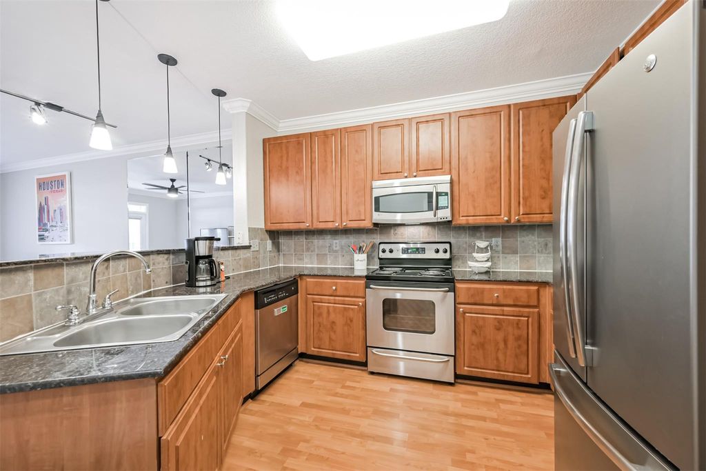 Photo of 1711 Old Spanish Trail #330, Houston, TX 77054 (MLS # 51570713)