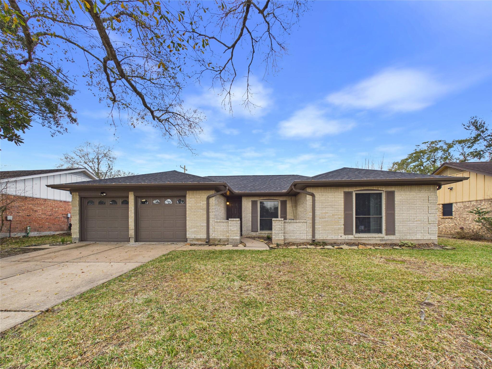 2004 Yorktown Court N