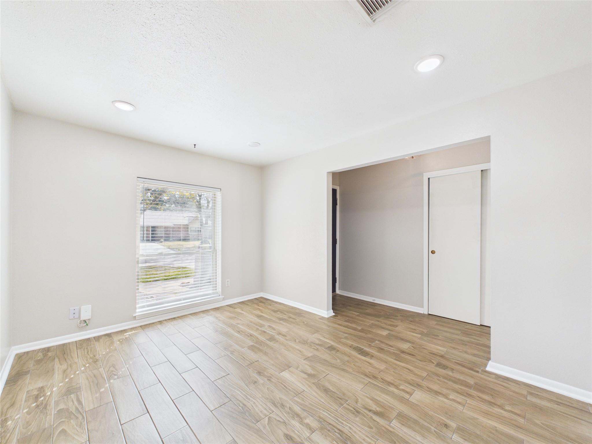 2004 Yorktown Court N