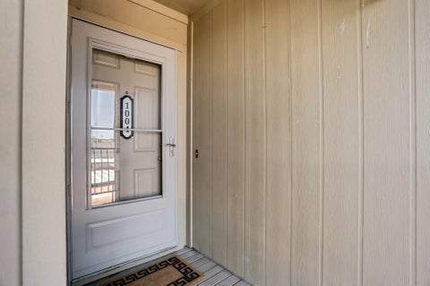 Photo of 700 Thicket Lane #1004, Houston, TX 77079 (MLS # 90149300)