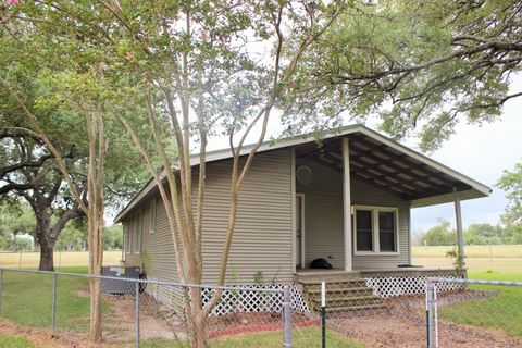 Photo of 12250 Mccrocklin Rd, Brenham, TX 77833 (MLS # 81762584) Photo of 12250 Mccrocklin Rd, Brenham, TX 77833 (MLS # 81762584)