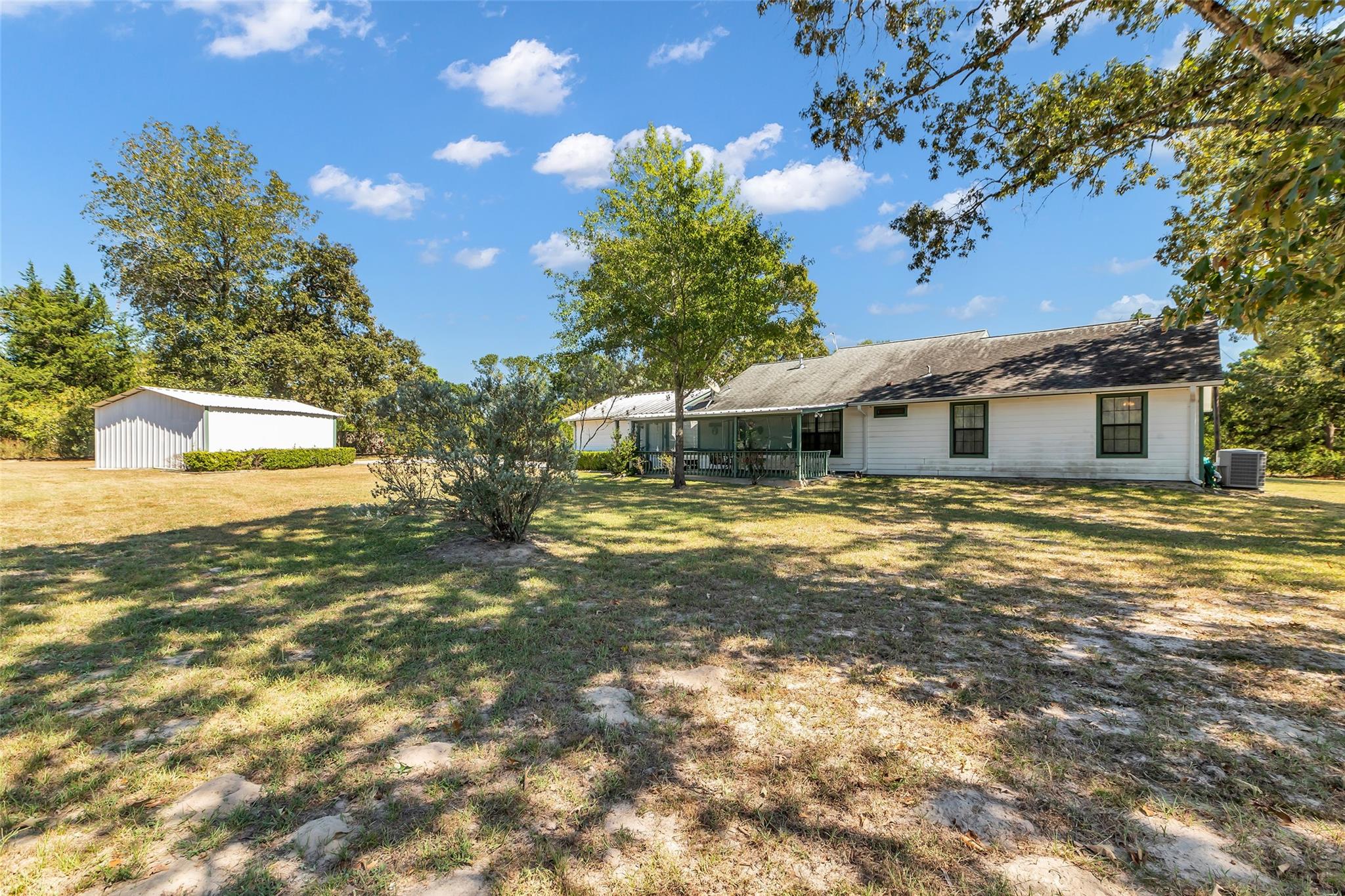 13833 N Highway 75