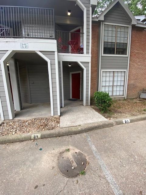 Photo of 2402 Sycamore Avenue #D4, Huntsville, TX 77340 (MLS # 55716321)