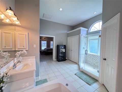 Tiny photo for 707 Fairway Oaks, Conroe, TX 77302 (MLS # 93050167)