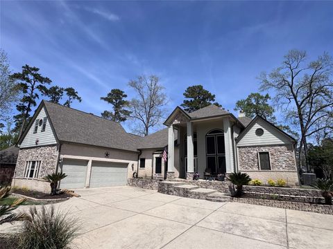 Tiny photo for 707 Fairway Oaks, Conroe, TX 77302 (MLS # 93050167)