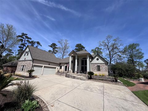 Tiny photo for 707 Fairway Oaks, Conroe, TX 77302 (MLS # 93050167)
