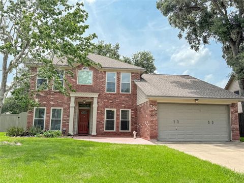 Photo of 205 Peppermint Drive, Lake Jackson, TX 77566 (MLS # 41452535)