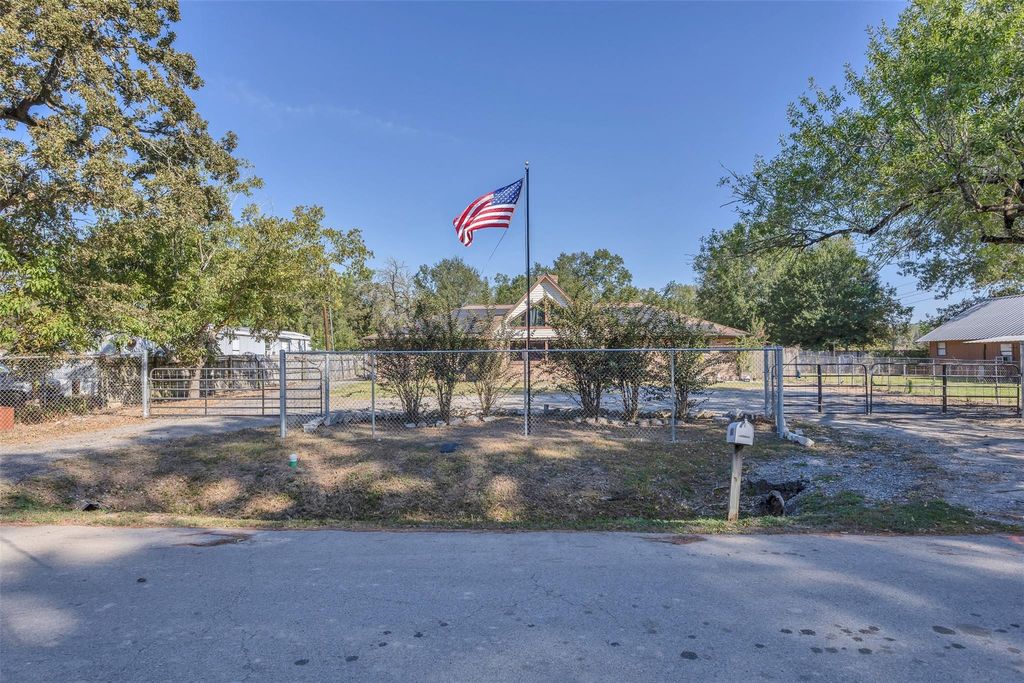 Photo of 23581 Mace Drive, Porter, TX 77365 (MLS # 66987512)