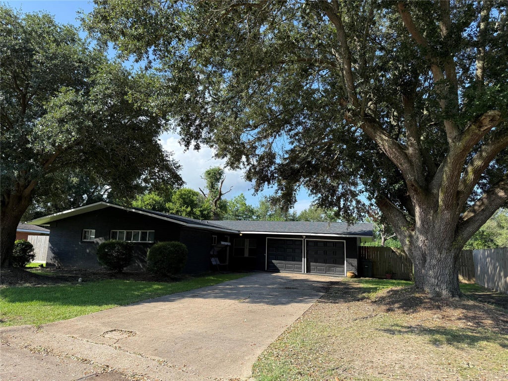 Photo of 3701 Platt Avenue, Port Arthur, TX 77640 (MLS # 93944928)