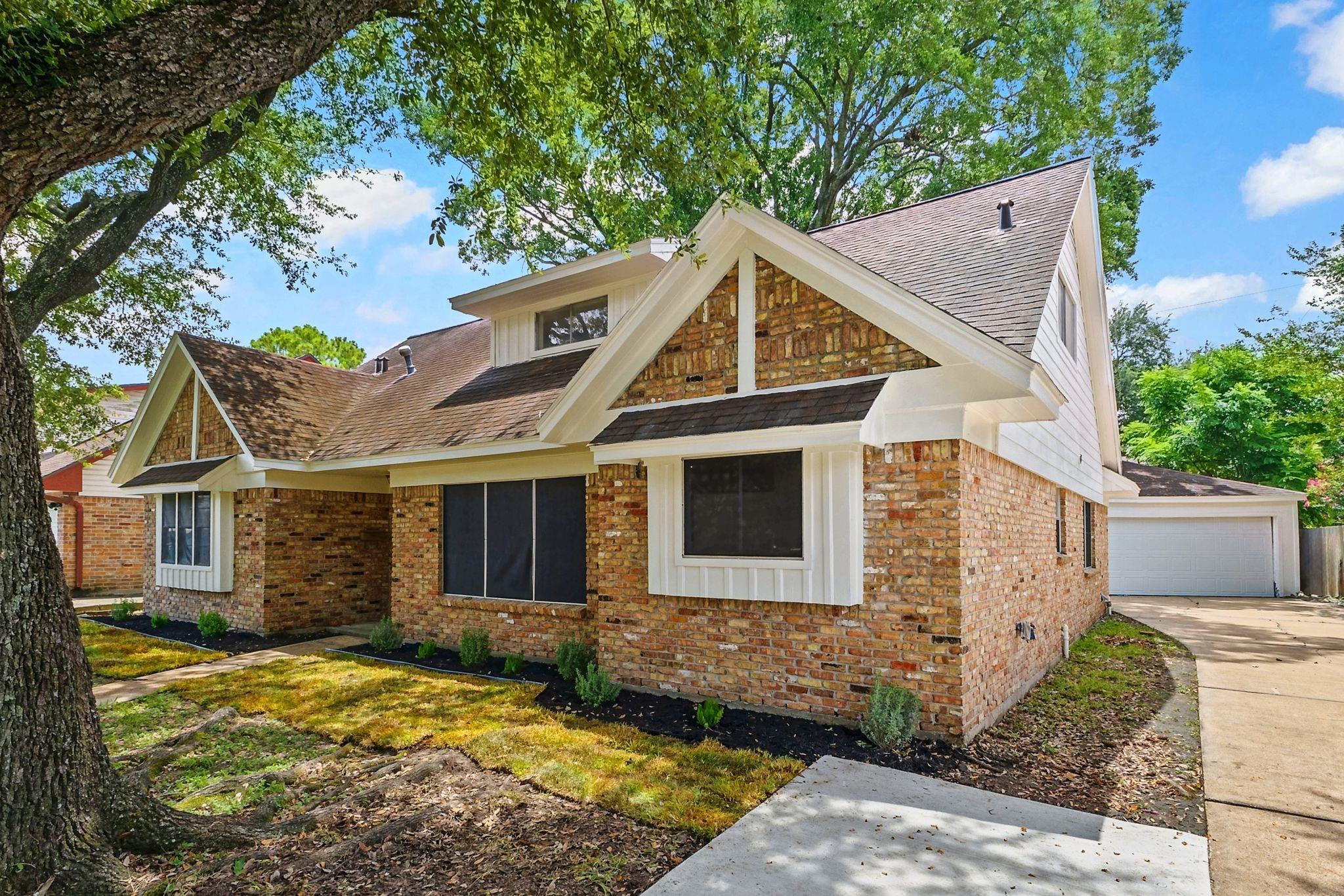 2706 Burke Road