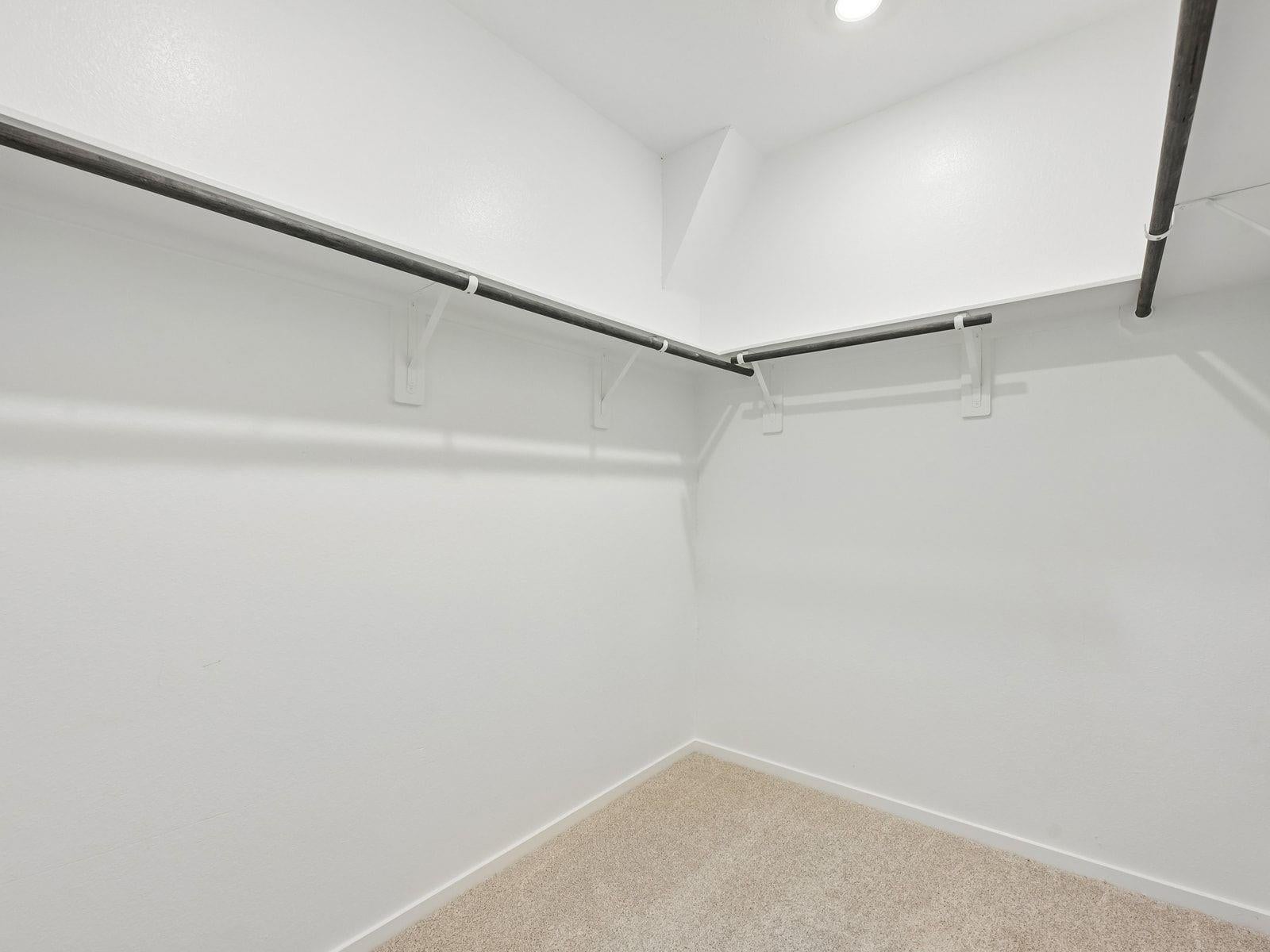 1003 Cedar Place Lane