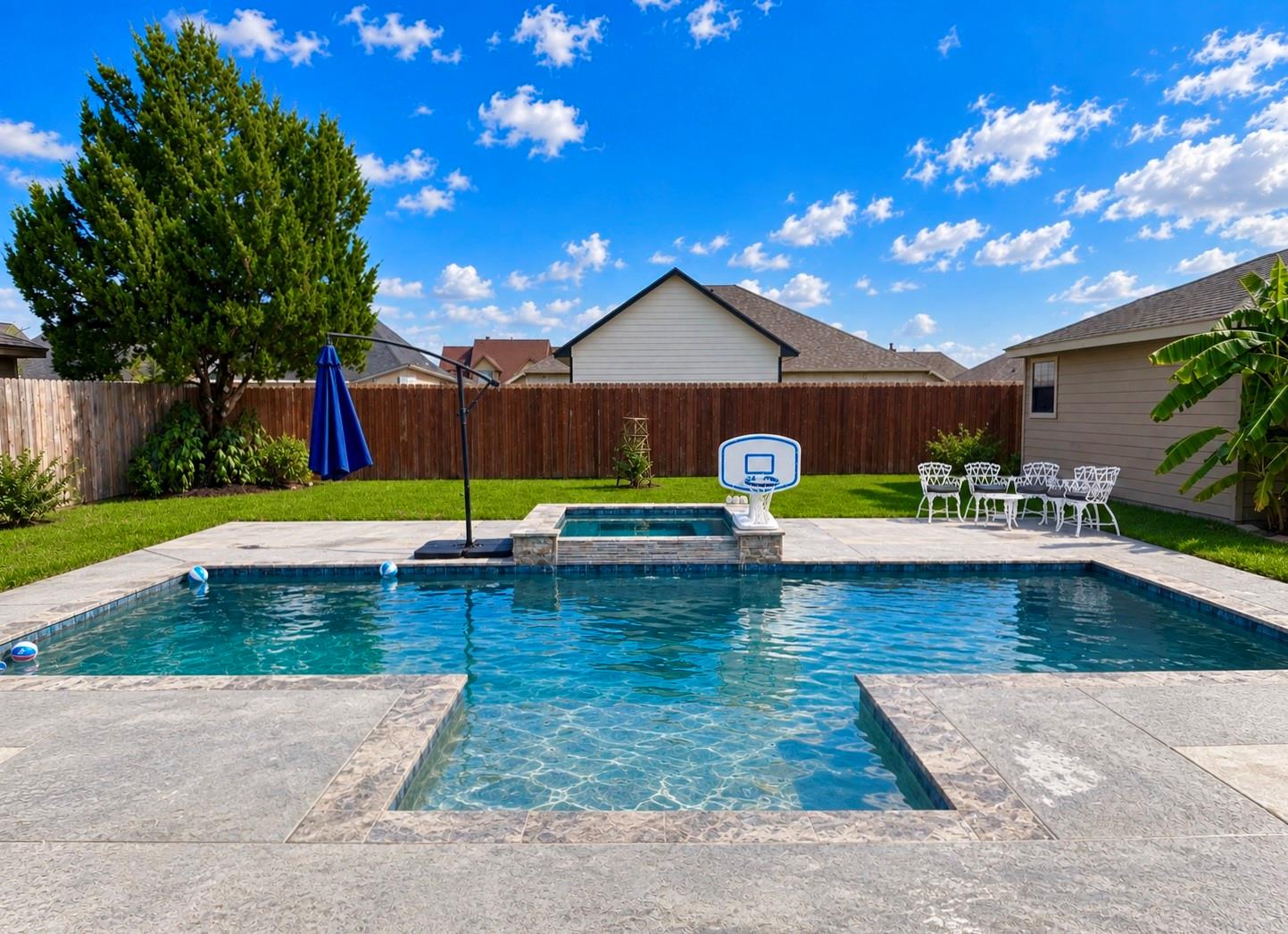 1437 S Bluebonnet Lane