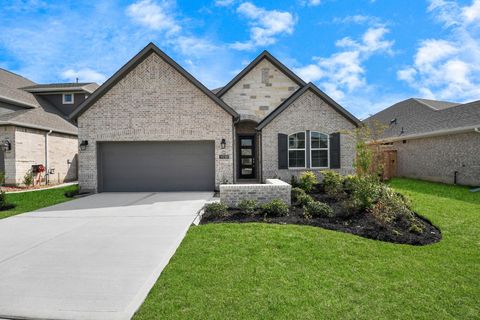 Photo of 11230 Tropical Forest Way, Cypress, TX 77433 (MLS # 25894240)