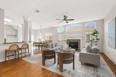 Photo of 1602 Orlando Street, Friendswood, TX 77546 (MLS # 10105787)