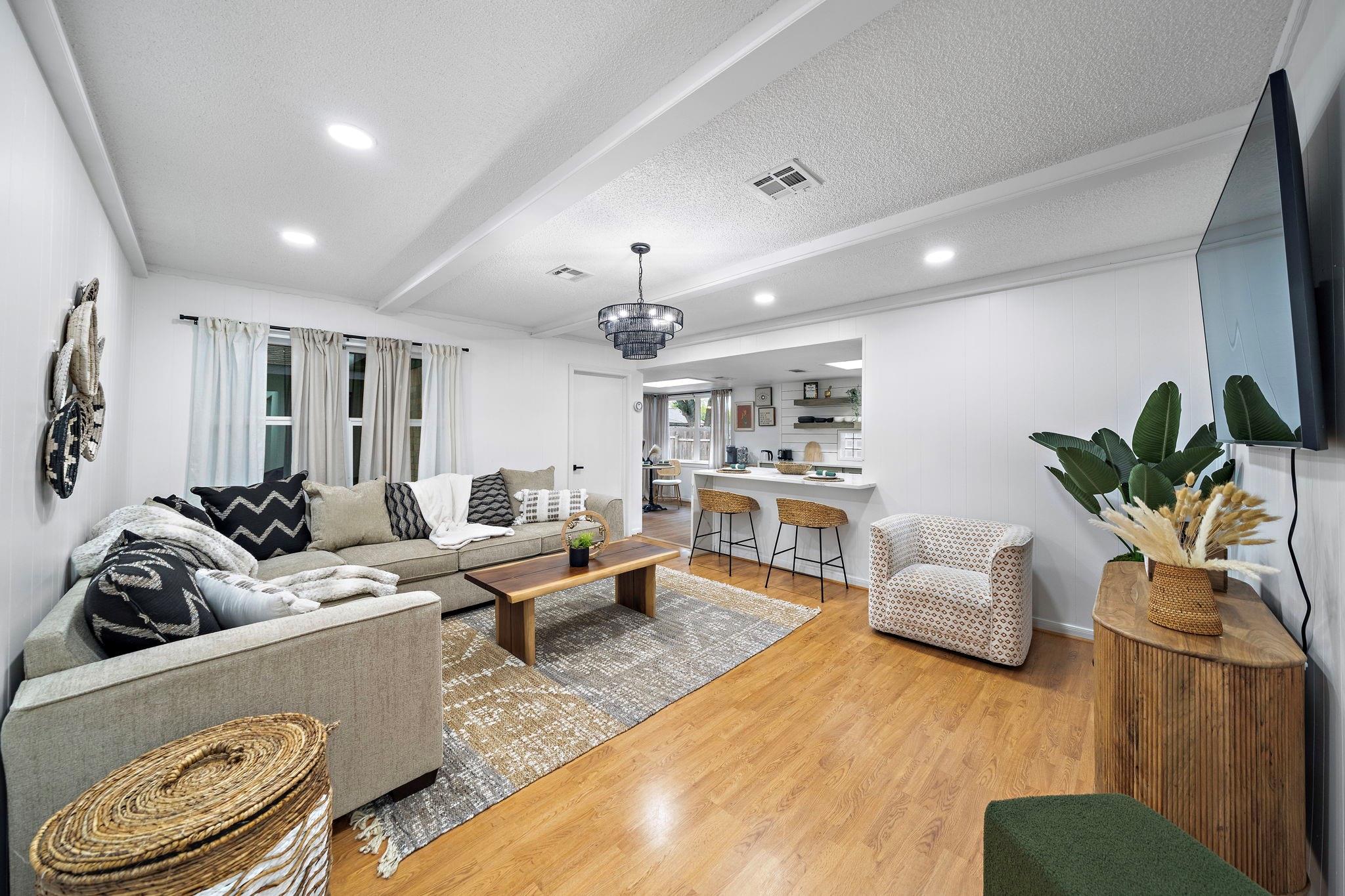 610 Acapulco Village Drive