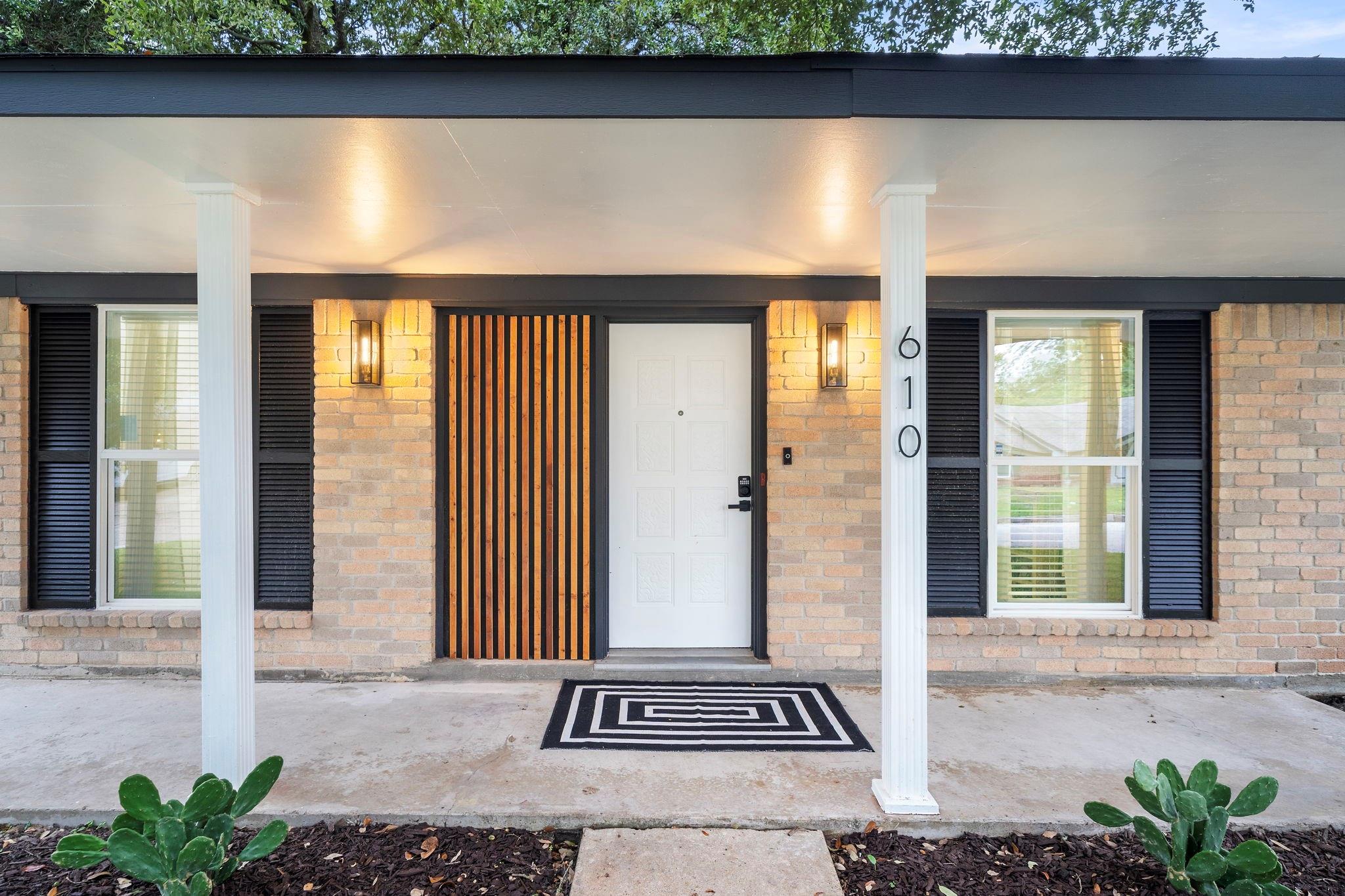 610 Acapulco Village Drive