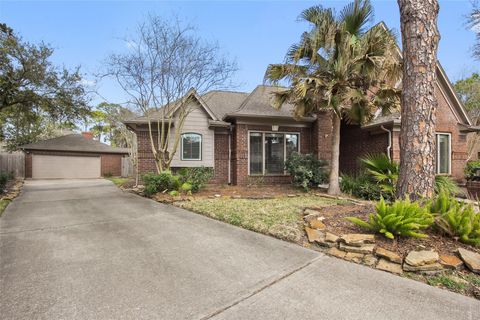 Tiny photo for 15807 Elk Park Lane, Houston, TX 77062 (MLS # 53905310)