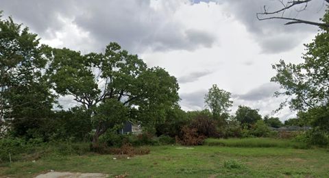 Photo of 5931 Collingsworth Street, Houston, TX 77026 (MLS # 18446698)