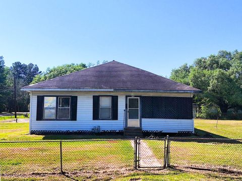 Photo of 270 S 9th Street, Silsbee, TX 77656 (MLS # 72108640)