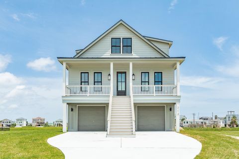 Photo of 714 Vista Bella, Galveston, TX 77554 (MLS # 68996618)