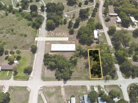 Photo of 2 S Oneal Street, Caldwell, TX 77836 (MLS # 10089624) Photo of 2 S Oneal Street, Caldwell, TX 77836 (MLS # 10089624)