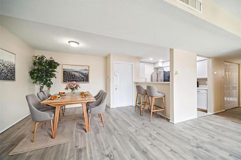 Photo of 2822 S Bartell Drive #31, Houston, TX 77054 (MLS # 42665779)