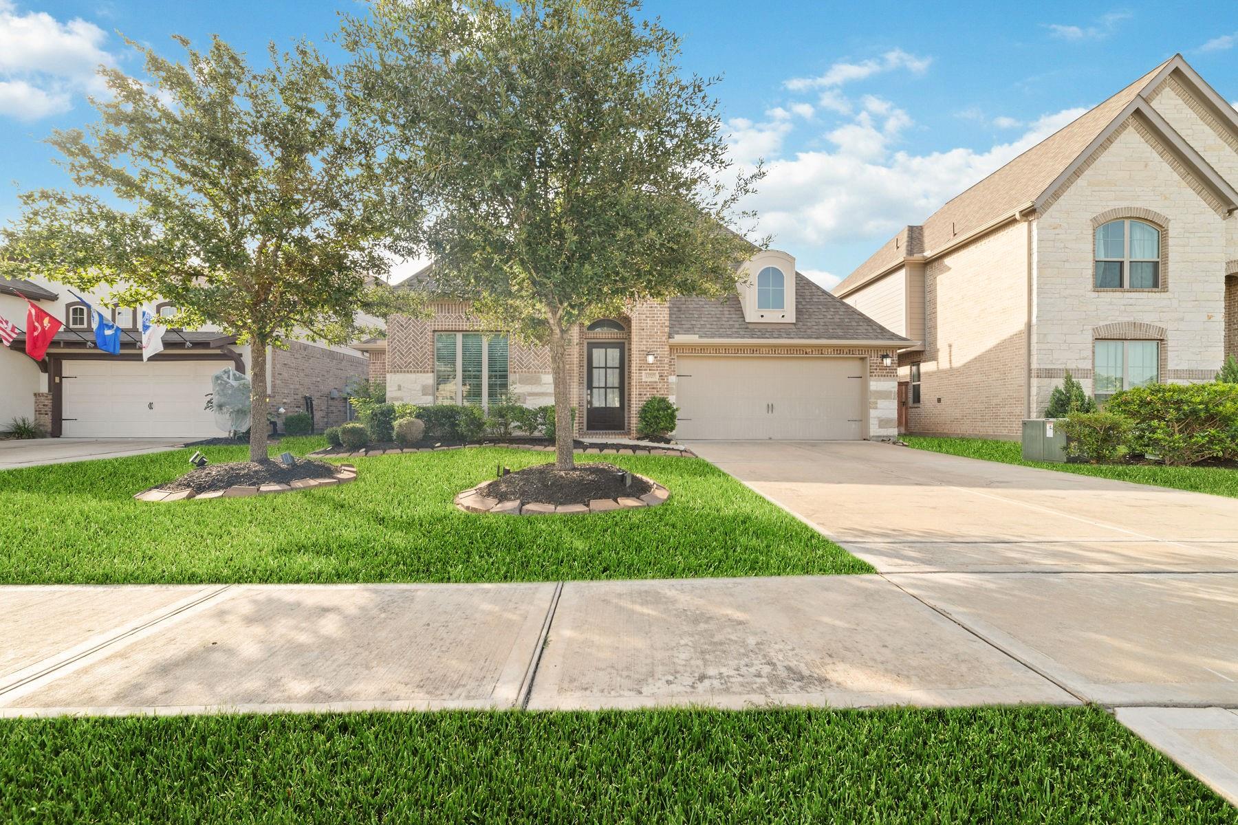 13727 Pedernales Court