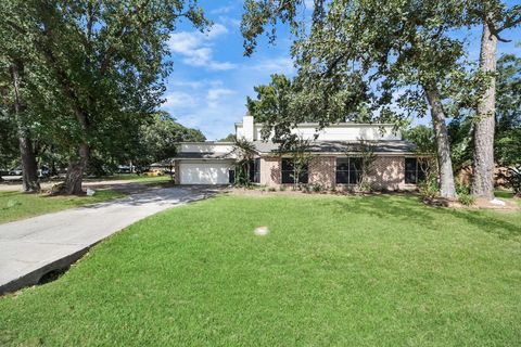Photo of 30202 E Geneva Drive, Spring, TX 77386 (MLS # 84026814)