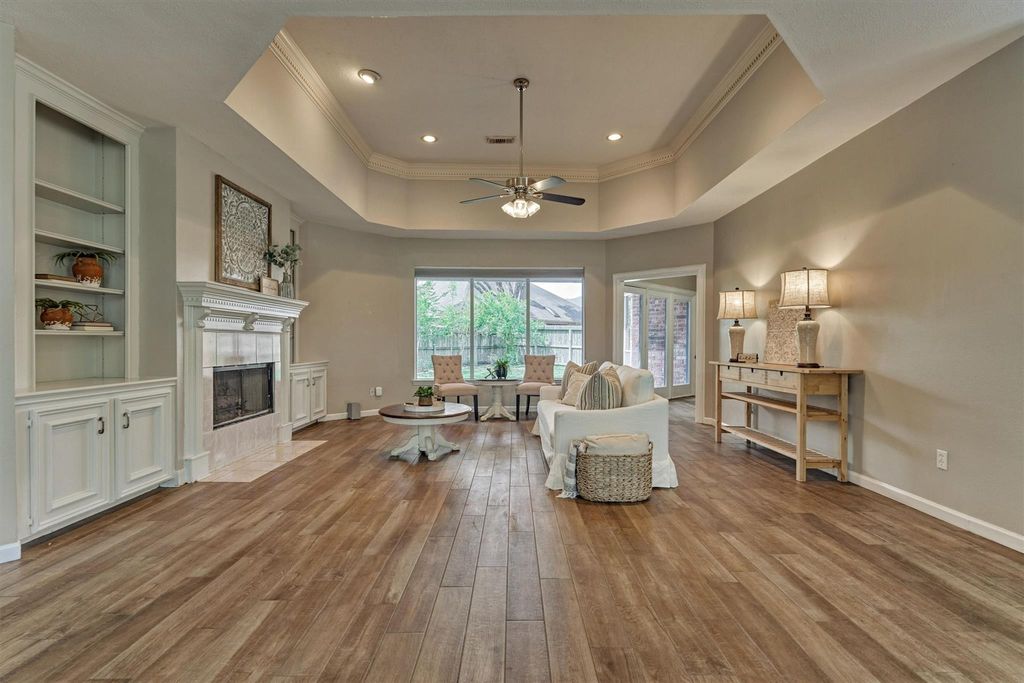 Photo of 11603 Vailrun Drive, Houston, TX 77070 (MLS # 67844418)