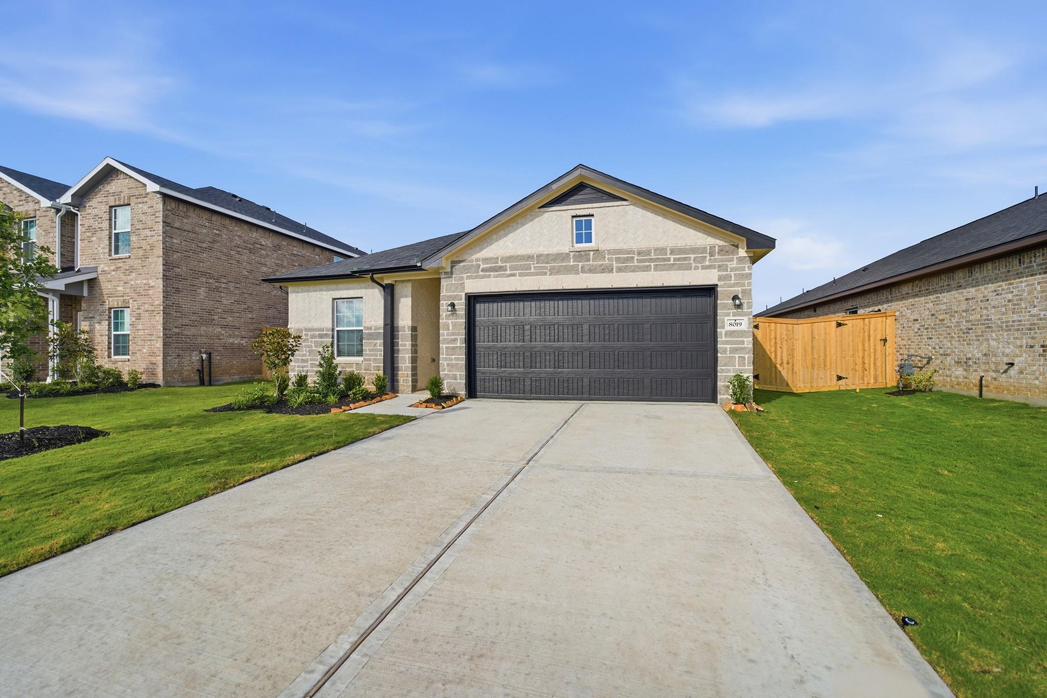 8019 Jasper Meadows