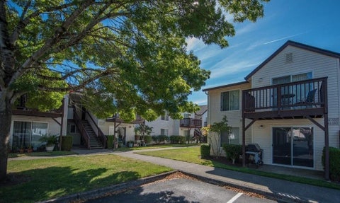 Condo For Rent - 1001 NE Briarcreek Way Way<br/> Hillsboro, OR 97006