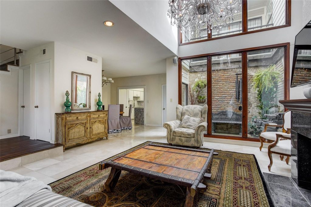 Photo of 2323 Augusta Drive #30, Houston, TX 77057 (MLS # 3536132)