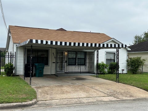 Photo of 4214 Gano Street, Houston, TX 77009 (MLS # 38133349)