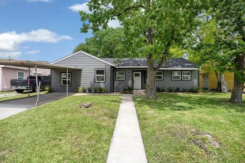 Photo of 319 Tilden Drive, Pasadena, TX 77506 (MLS # 39346880)