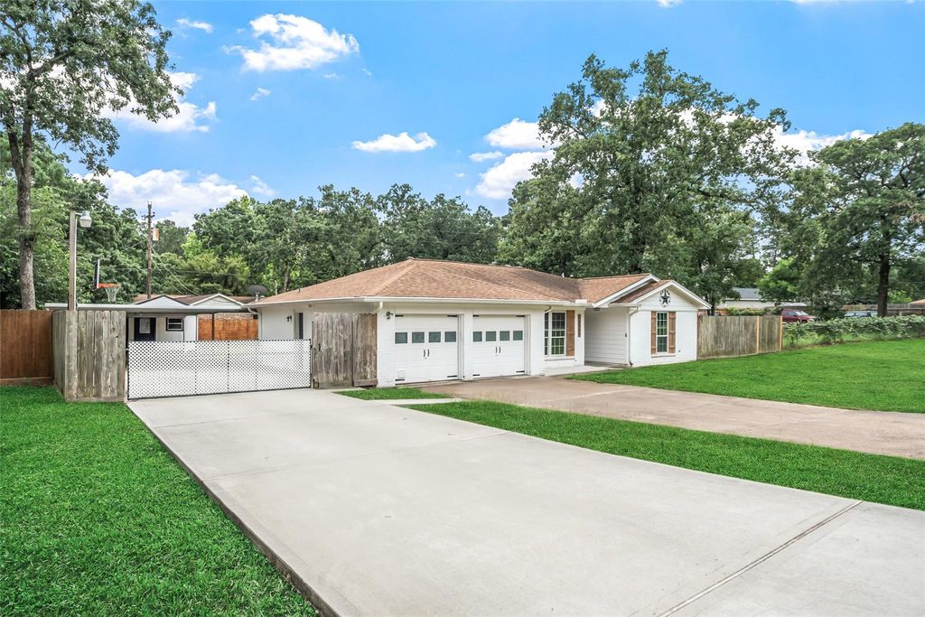 Photo of 20308 Lana Lane, Porter, TX 77365 (MLS # 74912668)