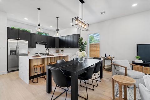 Photo of 4110 Cortlandt Street, Houston, TX 77018 (MLS # 41406634)