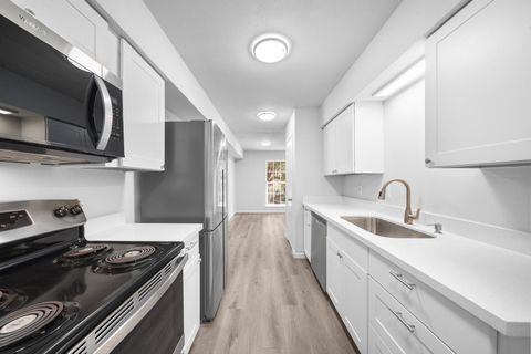 Tiny photo for 353 N Post Oak Lane #729, Houston, TX 77024 (MLS # 45492104)