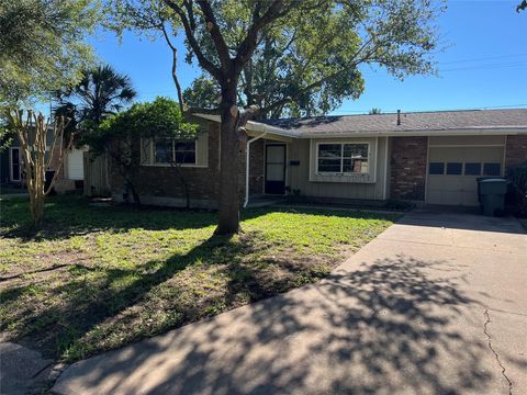 Photo of 313 Mackeral Street, Galveston, TX 77550 (MLS # 43155943)