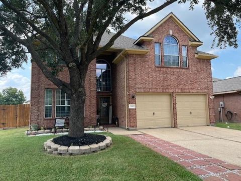 Photo of 5903 Hatfield Glen Drive, Katy, TX 77449 (MLS # 69857161)