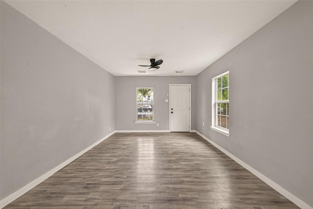 Photo of 120 Westfield Street, Houston, TX 77022 (MLS # 83551914)